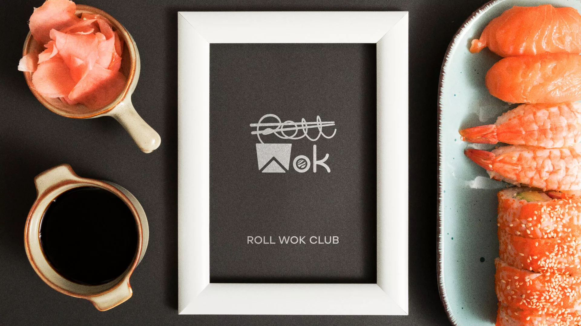 Разработка логотипа суши-бара «Roll Wok Club» в Дмитриеве